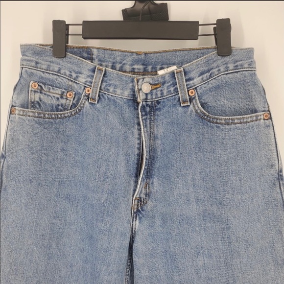 Vintage 90’s Levi’s 512 Slim-Fit High Rise Tapered Mom Jeans Light Wash - Picture 5 of 7